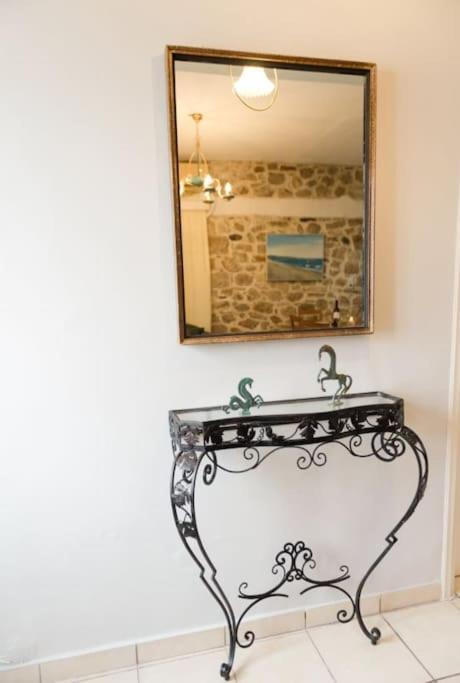 Το Πέτρινο Apartment Aitoliko Luaran gambar